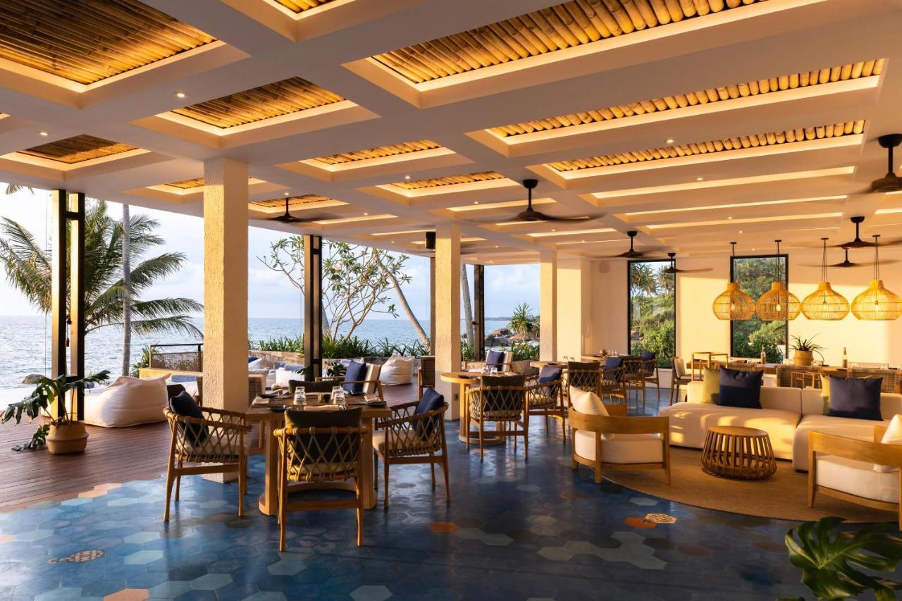 Ahu Bay Hotell Ahungalla Exteriör bild